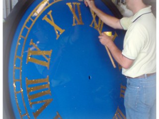clock-gold